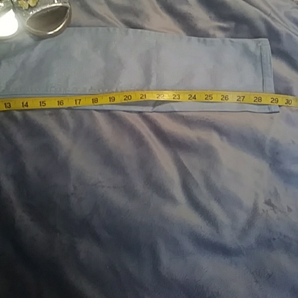 SALE Mossimo skinny jeans. - Picture 5 of 8